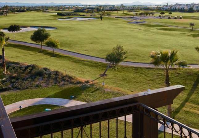 Las mejores habitaciones en Roda Golf & Beach Resort Apartamentos. Relájate con los mejores precios de Murcia